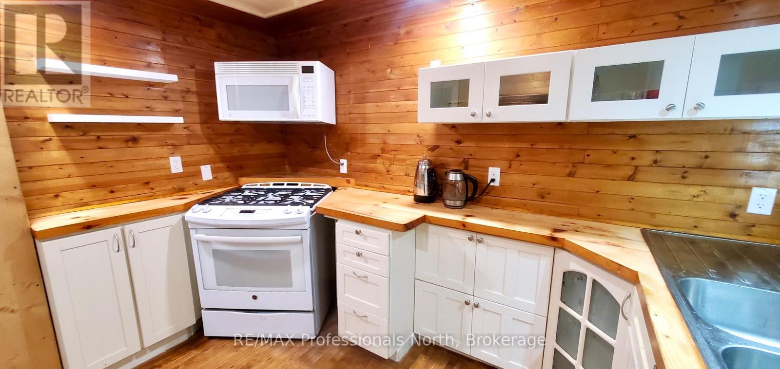 18 St. Germaine Street, Minden Hills, Ontario  K0M 2K0 - Photo 14 - X13454452