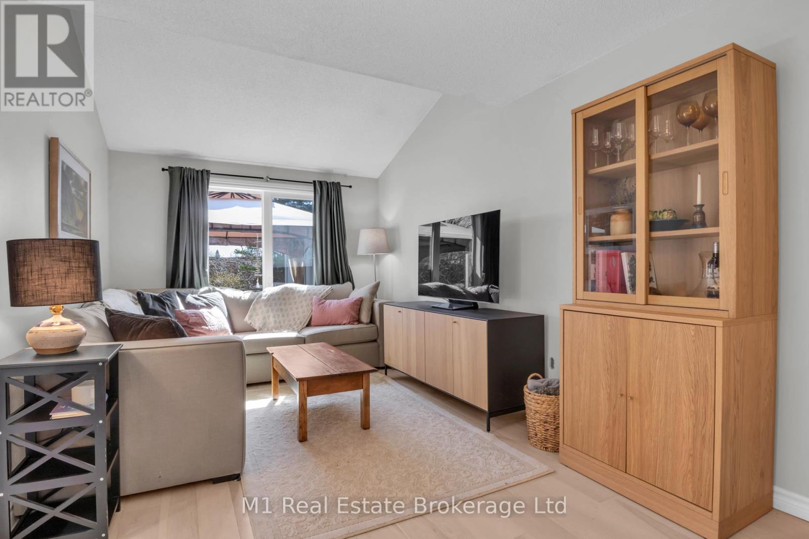5 - 39 Ptarmigan Drive, Guelph, Ontario  N1C 1E8 - Photo 10 - X13454476