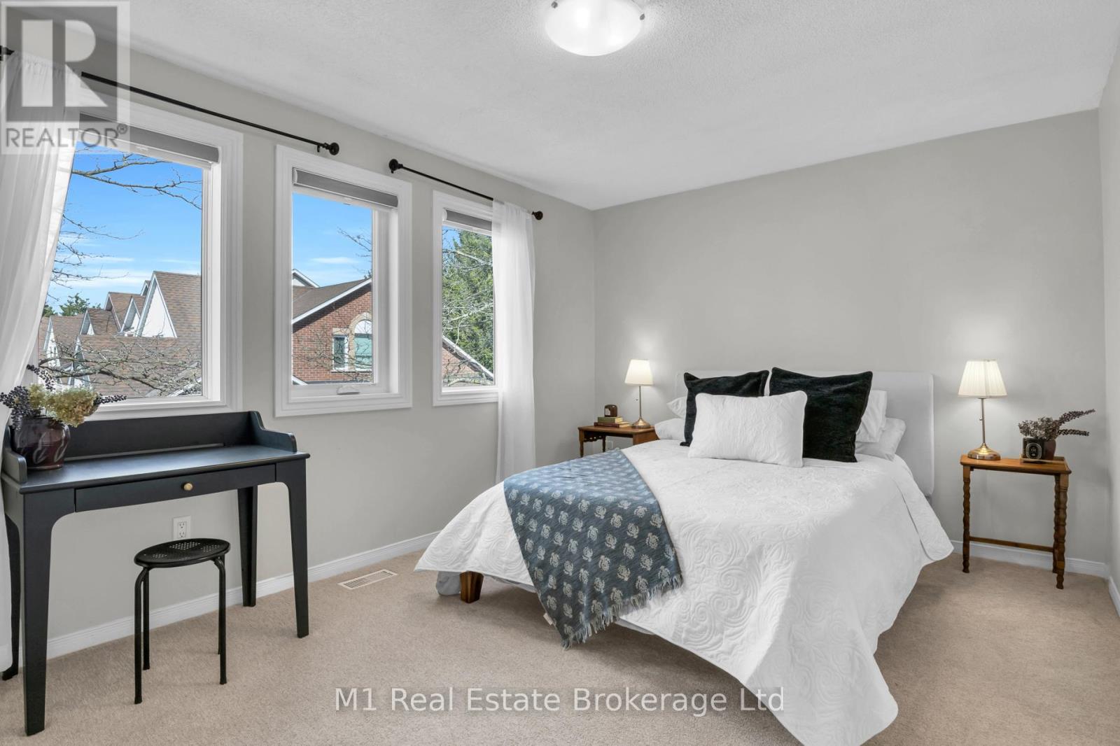 5 - 39 Ptarmigan Drive, Guelph, Ontario  N1C 1E8 - Photo 2 - X13454476