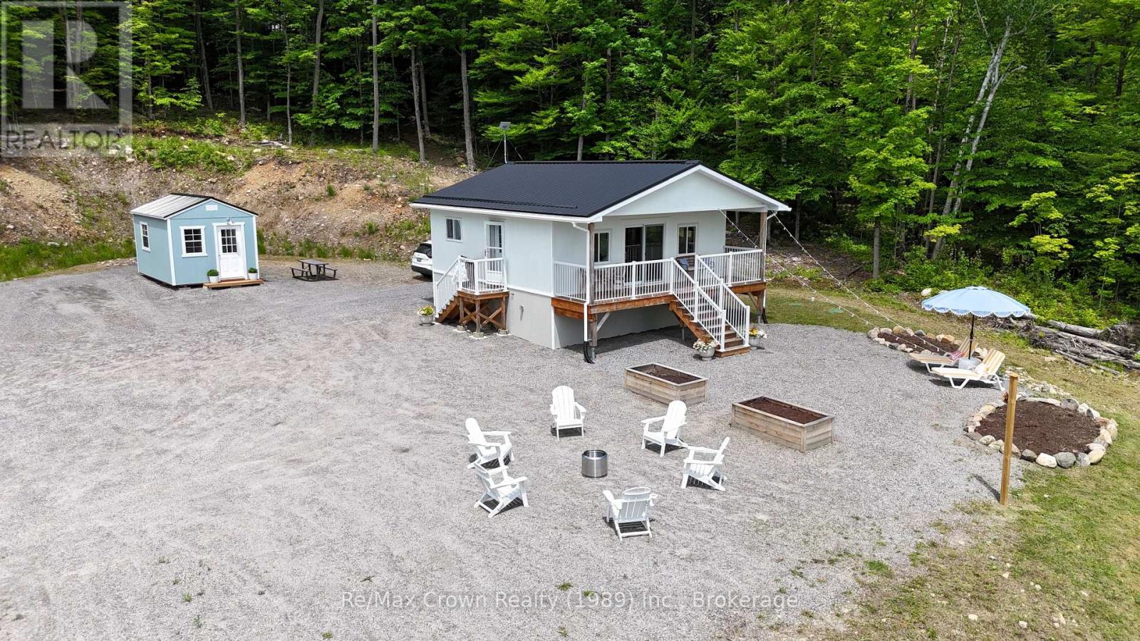 1052 Limberlost Point Road, Parry Sound Remote Area, Ontario  P0H 2R0 - Photo 2 - X13454594
