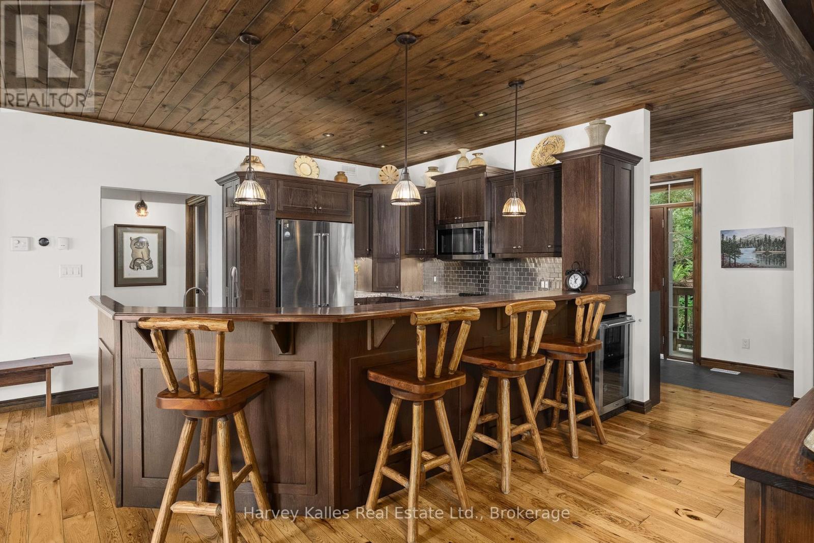 1059 Bona Vista Road, Lake Of Bays, Ontario  P1H 2J3 - Photo 8 - X13454602
