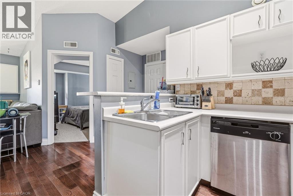 4005 Kilmer Drive Unit# 406, Burlington, Ontario  L7M 4M2 - Photo 7 - 40840419