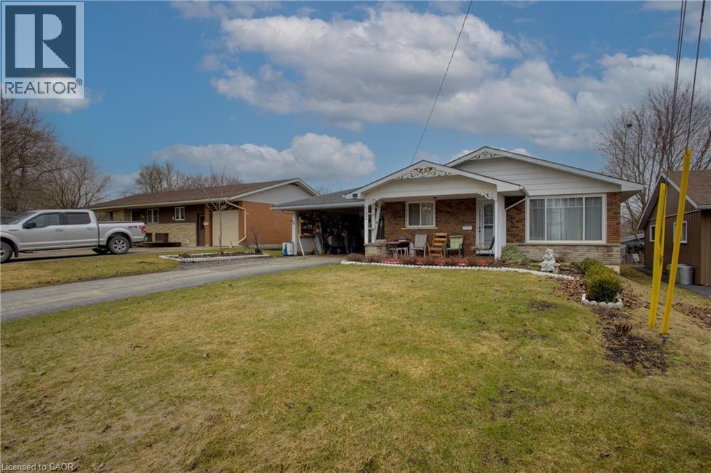 102 Byeland Drive, Mount Forest, Ontario  N0G 2L2 - Photo 2 - 40840351