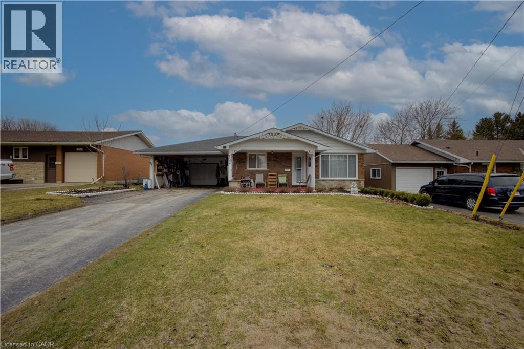102 Byeland Drive, Mount Forest, Ontario  N0G 2L2 - Photo 3 - 40840351