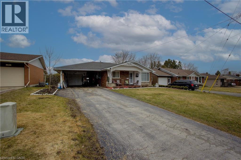 102 Byeland Drive, Mount Forest, Ontario  N0G 2L2 - Photo 4 - 40840351
