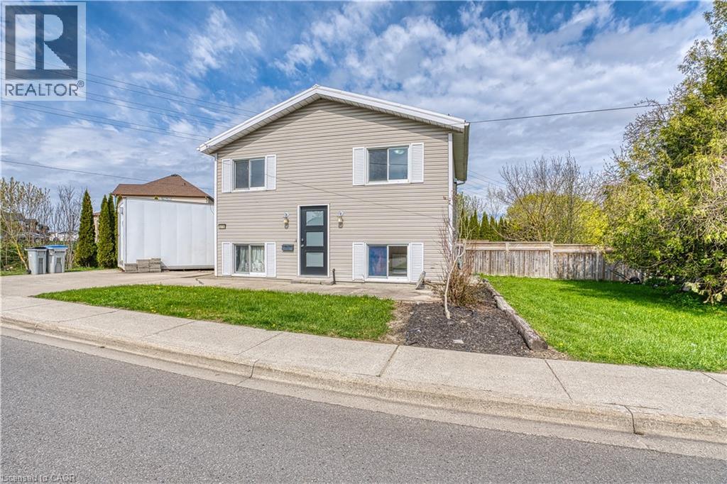 575 Salisbury Avenue S, Listowel, Ontario  N4W 1Y8 - Photo 2 - 40840636