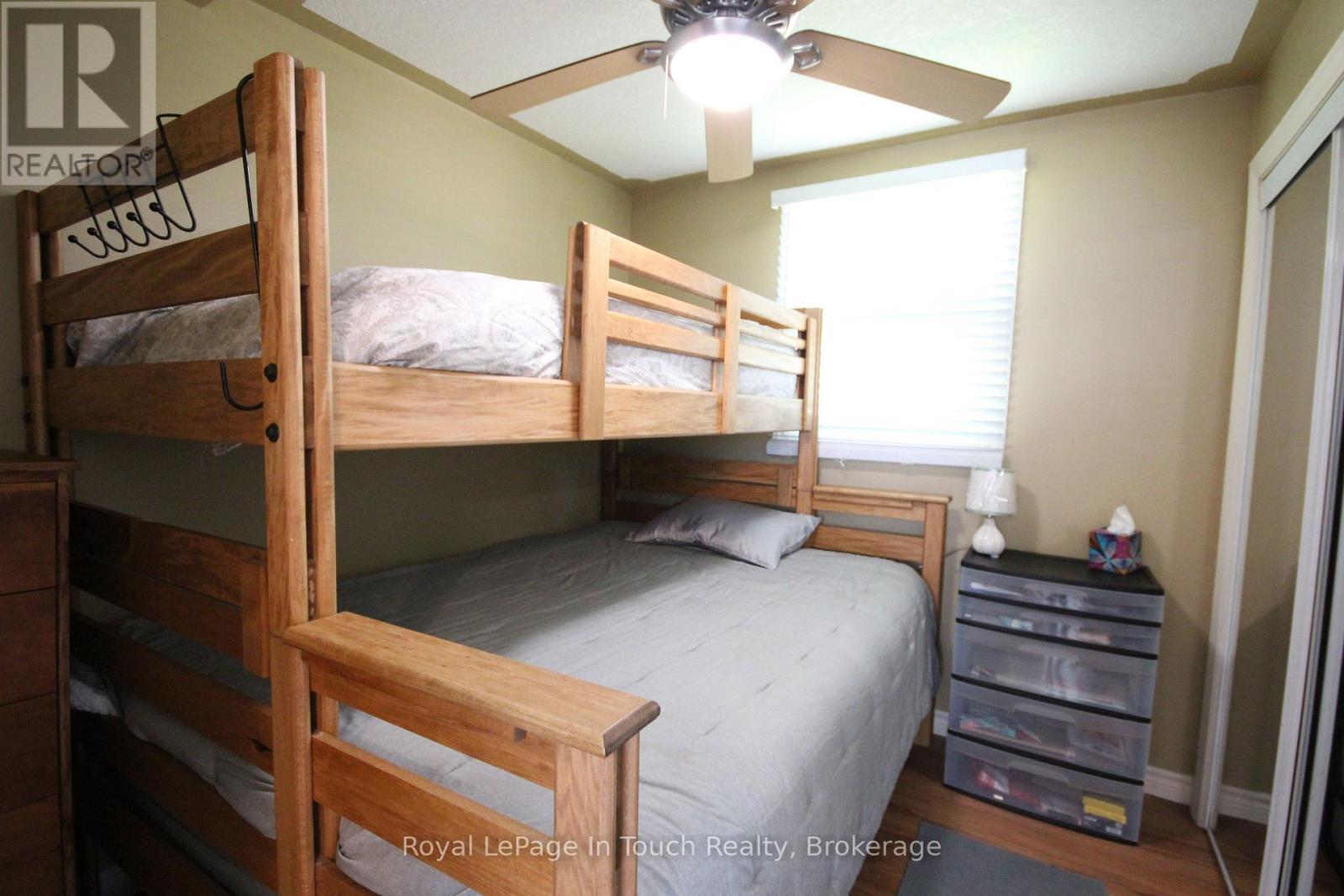46 Long Point Road, Tay, Ontario  L0K 1E0 - Photo 11 - S13455178