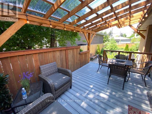 156 The Westway, Toronto, Ontario  M9P 2C1 - Photo 3 - W13455106