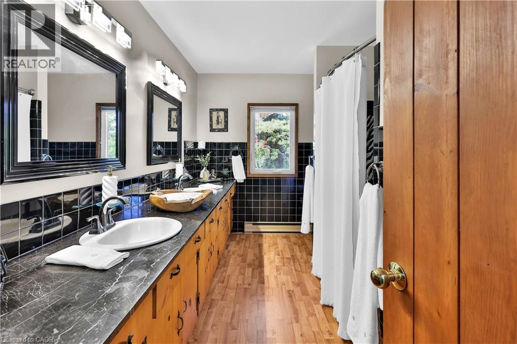 2360 8 Side Road, Burlington, Ontario  L7P 0M7 - Photo 21 - 40839739