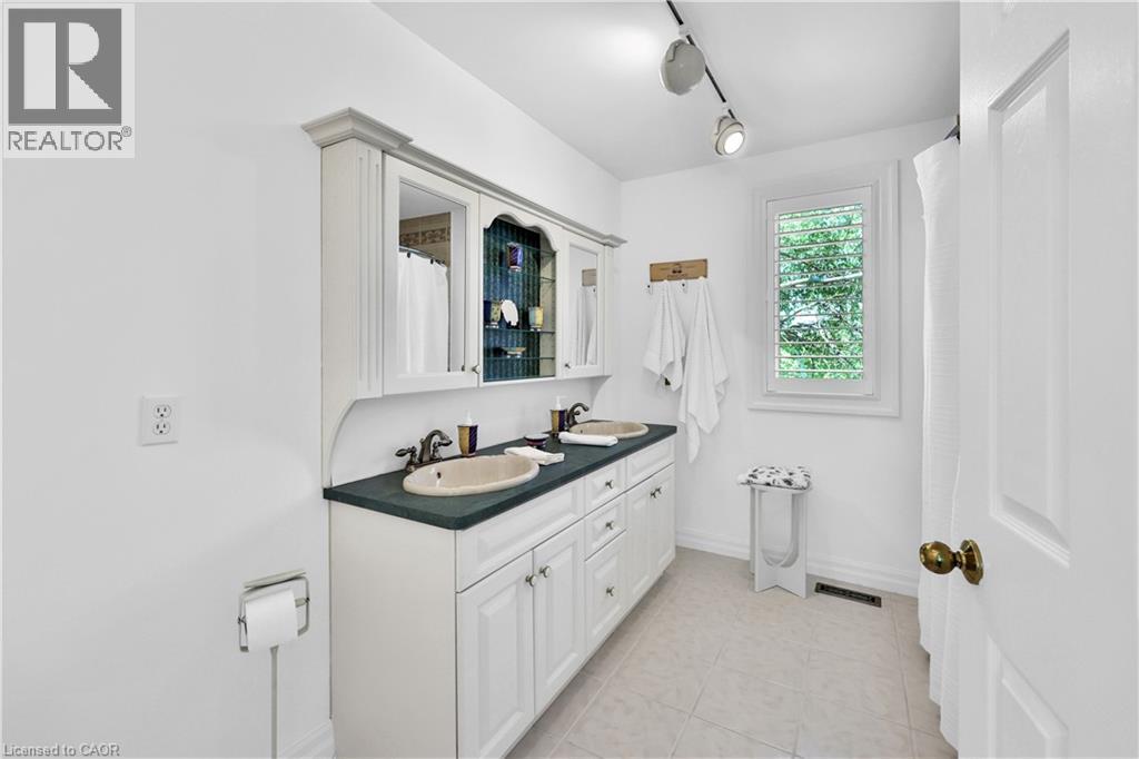 2360 8 Side Road, Burlington, Ontario  L7P 0M7 - Photo 32 - 40839739
