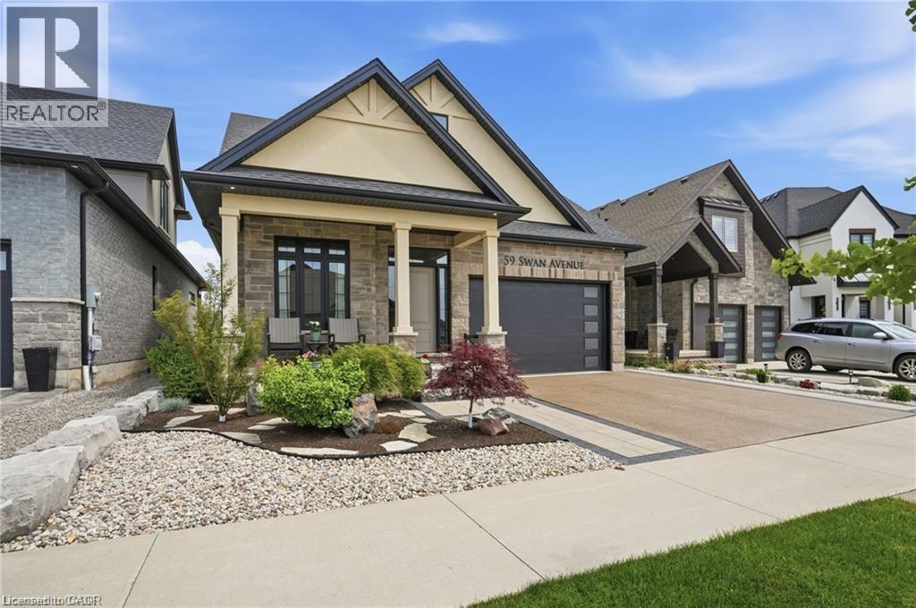 59 Swan Avenue, Fonthill, Ontario  L3E 0B1 - Photo 3 - 40839589