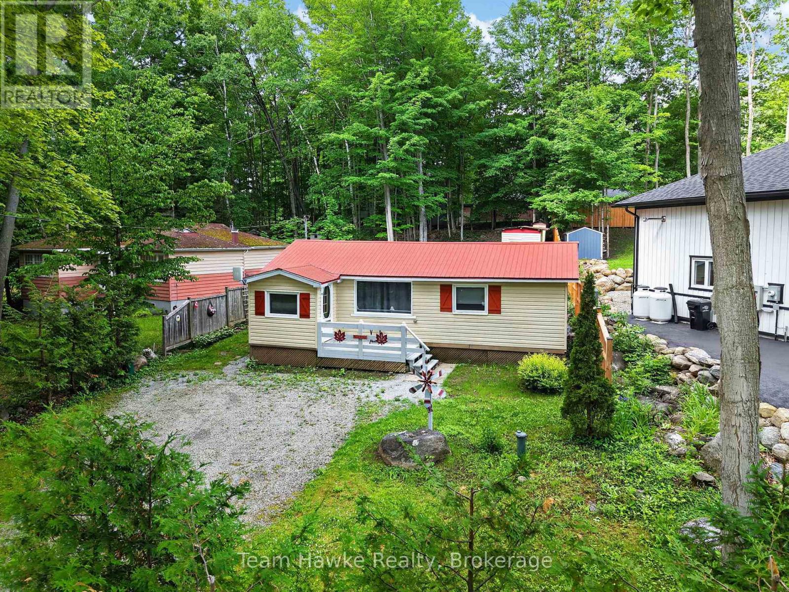 48 Mcarthur Drive, Penetanguishene, Ontario  L9M 1W9 - Photo 18 - S13455582