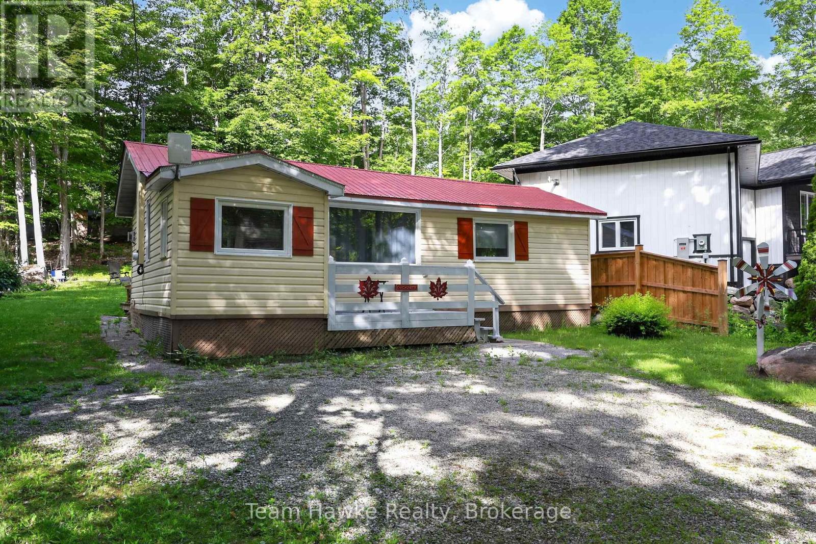 48 Mcarthur Drive, Penetanguishene, Ontario  L9M 1W9 - Photo 2 - S13455582