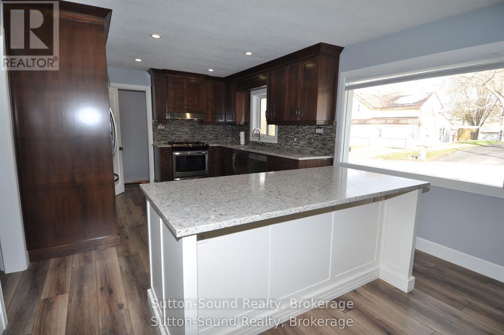 10 Brownlee Street S, South Bruce, Ontario  N0G 2S0 - Photo 7 - X13455538