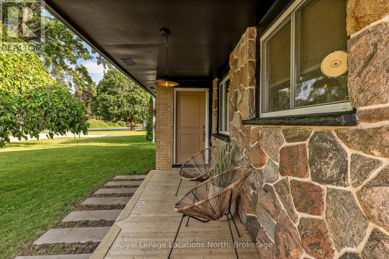 10 Park Road, Collingwood, Ontario  L9Y 3B9 - Photo 3 - S13455762