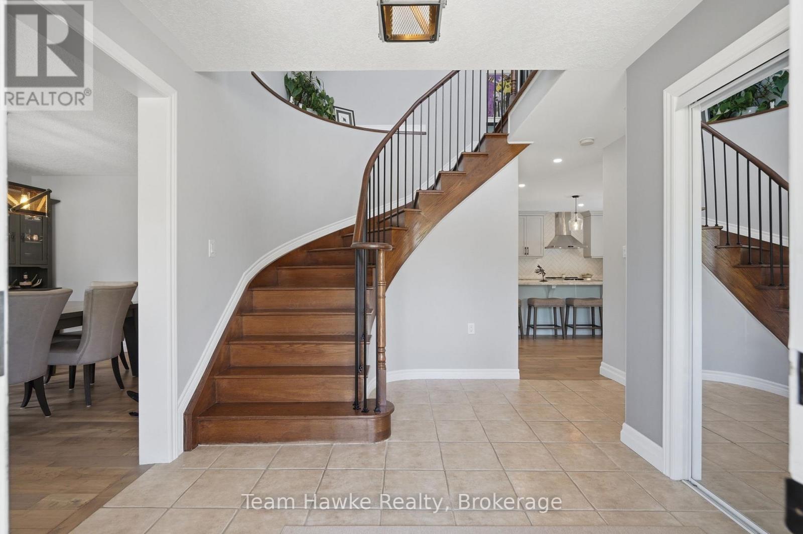 3 Sheppard Drive, Tay, Ontario  L0K 2A0 - Photo 8 - S13456038