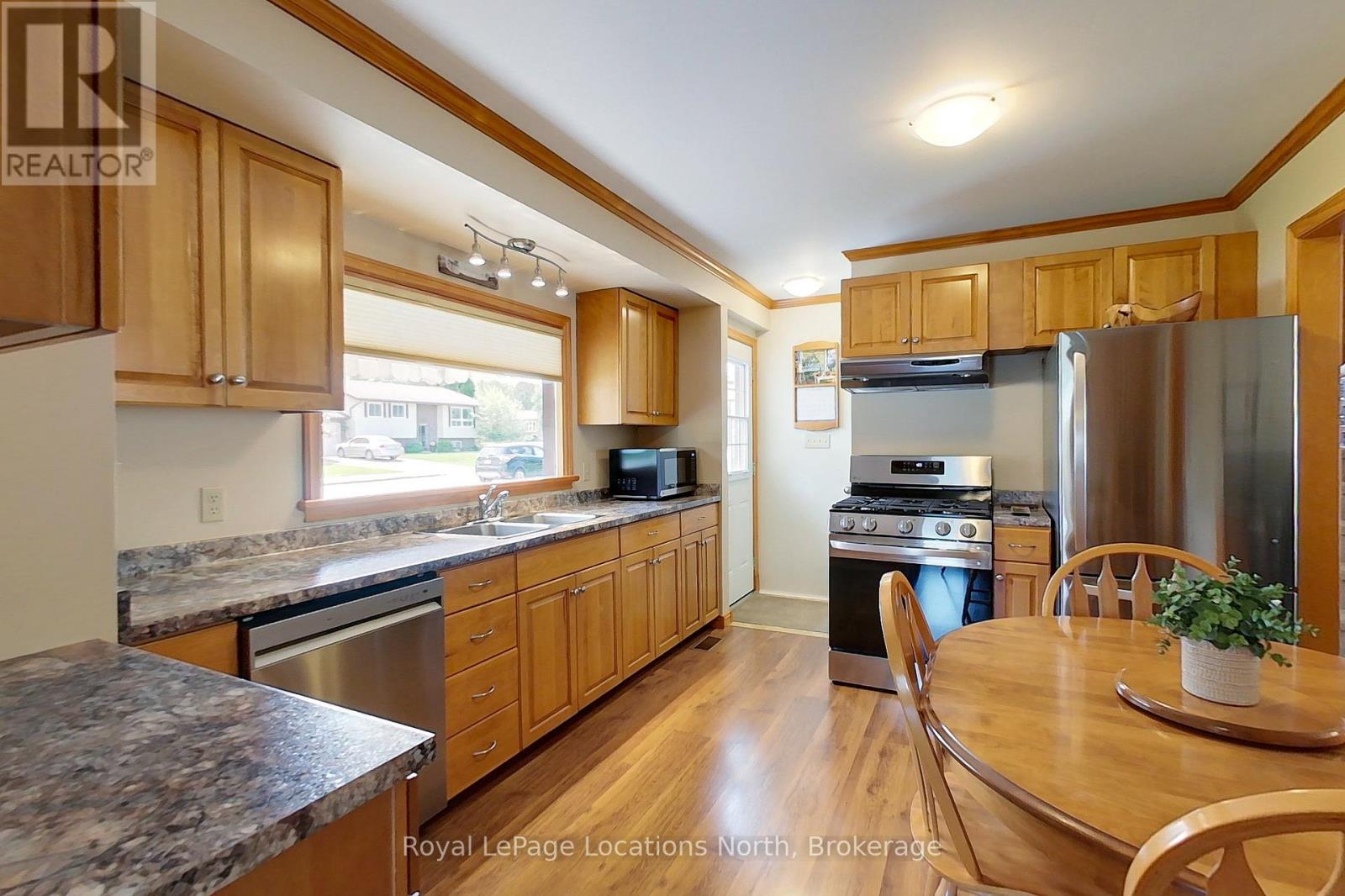58 Union Street, Meaford, Ontario  N4L 1E6 - Photo 10 - X13455900