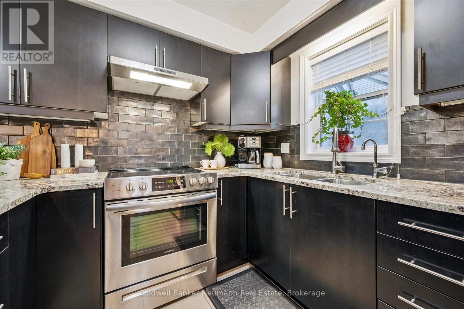9 - 100 Frederick Drive, Guelph, Ontario  N1L 0H6 - Photo 11 - X13456148