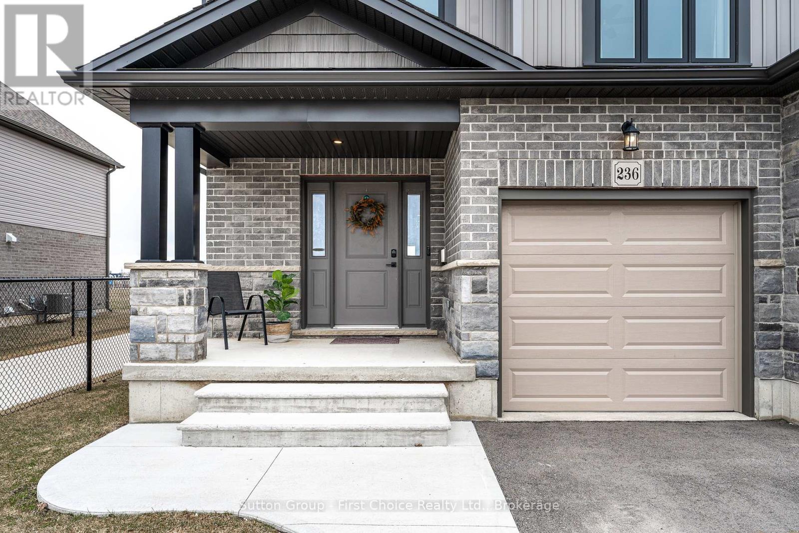236 Bradshaw Drive, Stratford, Ontario  N5A 0G5 - Photo 3 - X13456270