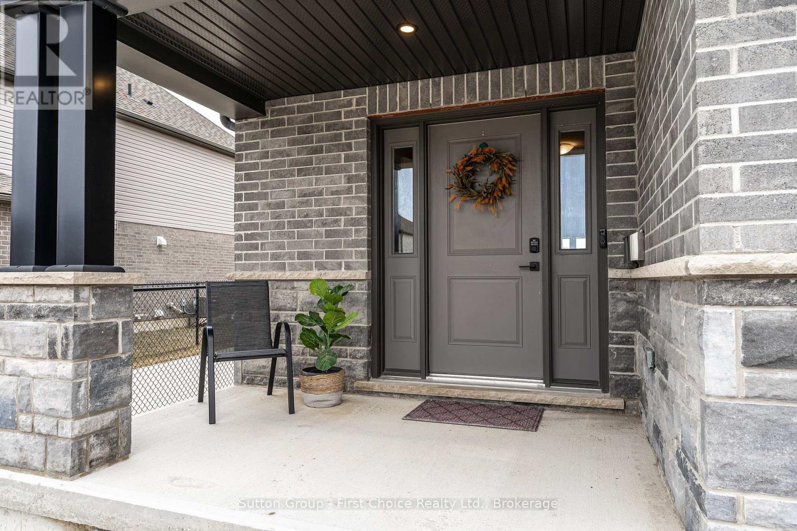 236 Bradshaw Drive, Stratford, Ontario  N5A 0G5 - Photo 4 - X13456270