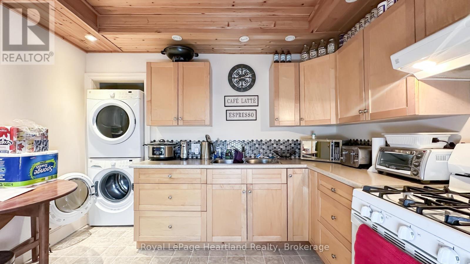 43 Trafalgar Street, Goderich, Ontario  N7A 1T4 - Photo 6 - X13456368