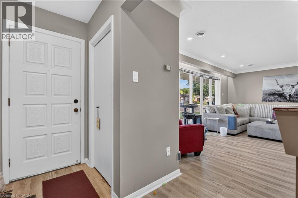 300 Knoll Street, Port Colborne, Ontario  L3K 5B9 - Photo 2 - 40840667
