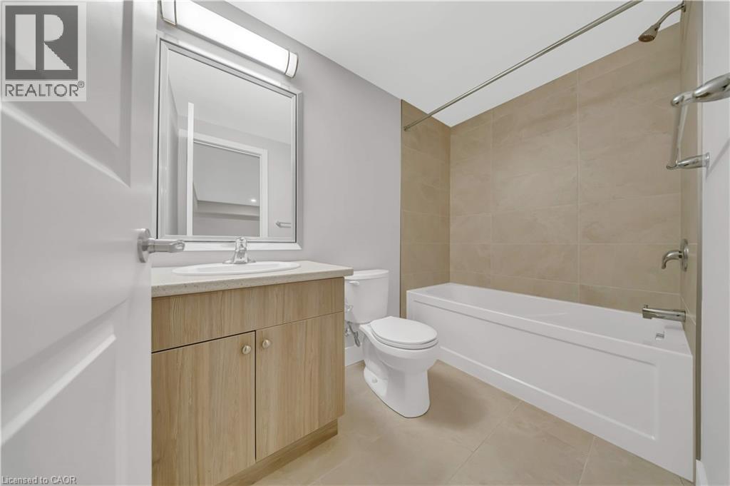 745 Chelton Road Unit# 3, London, Ontario  N6M 0J1 - Photo 39 - 40840547