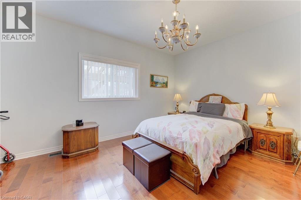 369 Zeller Drive, Kitchener, Ontario  N2A 0A3 - Photo 12 - 40840540