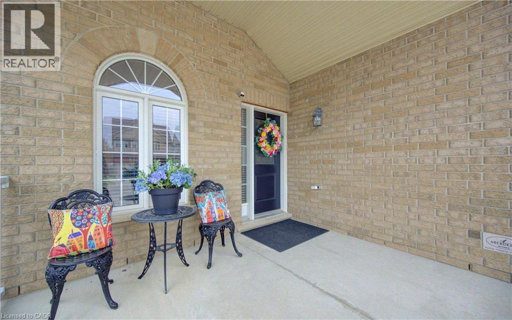 369 Zeller Drive, Kitchener, Ontario  N2A 0A3 - Photo 2 - 40840535
