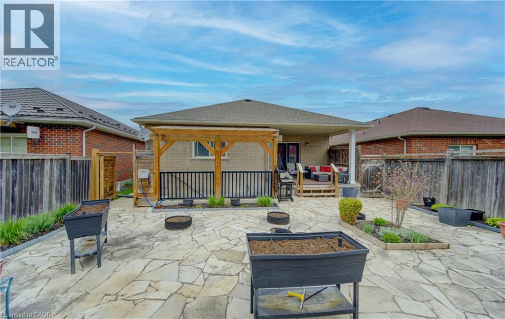 369 Zeller Drive, Kitchener, Ontario  N2A 0A3 - Photo 37 - 40840535
