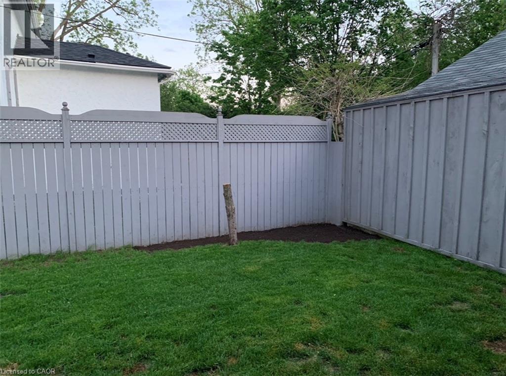 21 Cedar Street, Cambridge, Ontario  N1S 1T8 - Photo 23 - 40840300