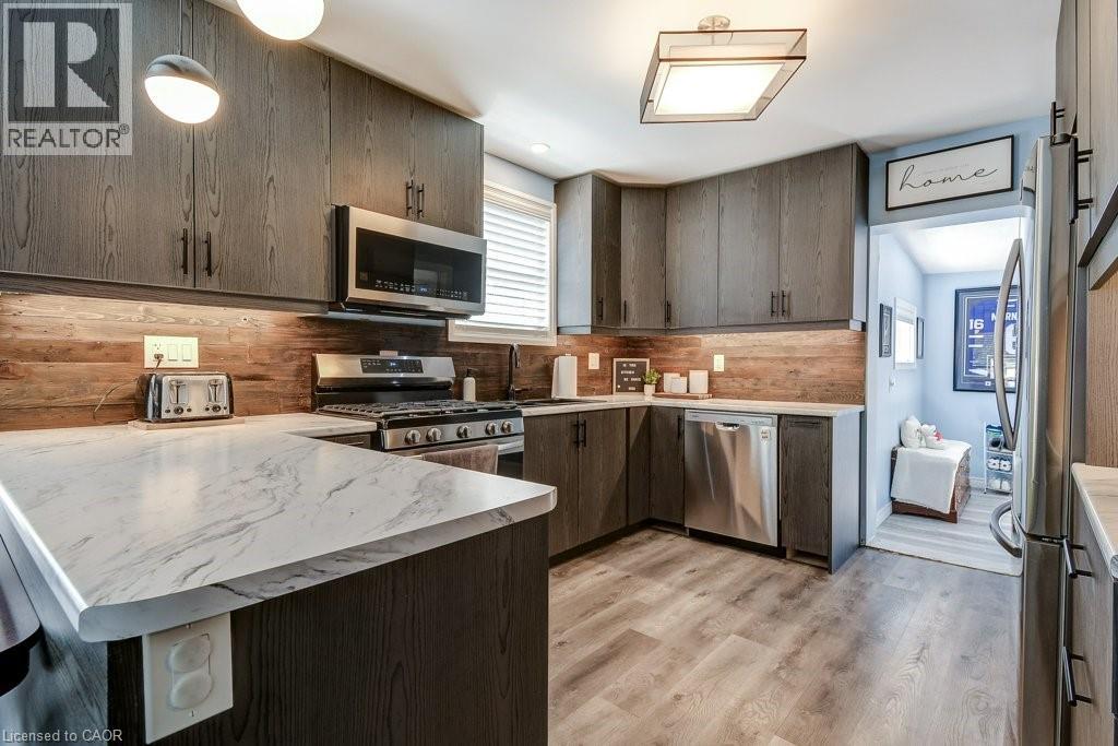 30 East 15th Street, Hamilton, Ontario  L9A 4E7 - Photo 12 - 40840767
