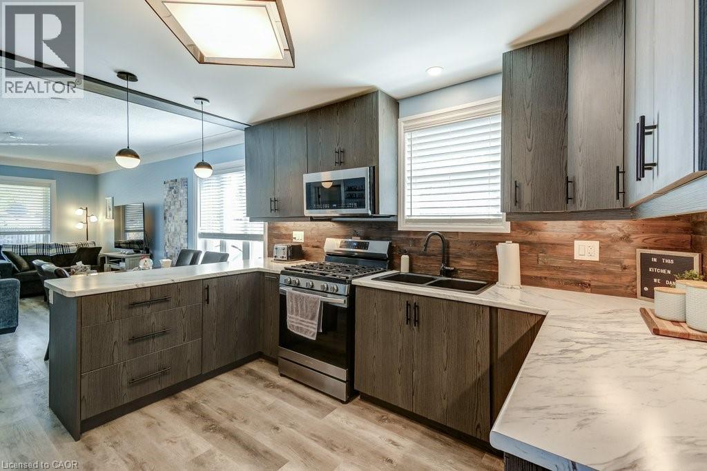 30 East 15th Street, Hamilton, Ontario  L9A 4E7 - Photo 14 - 40840767