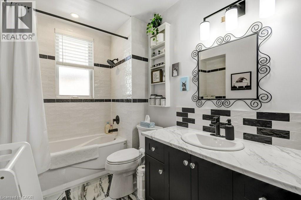 30 East 15th Street, Hamilton, Ontario  L9A 4E7 - Photo 18 - 40840767