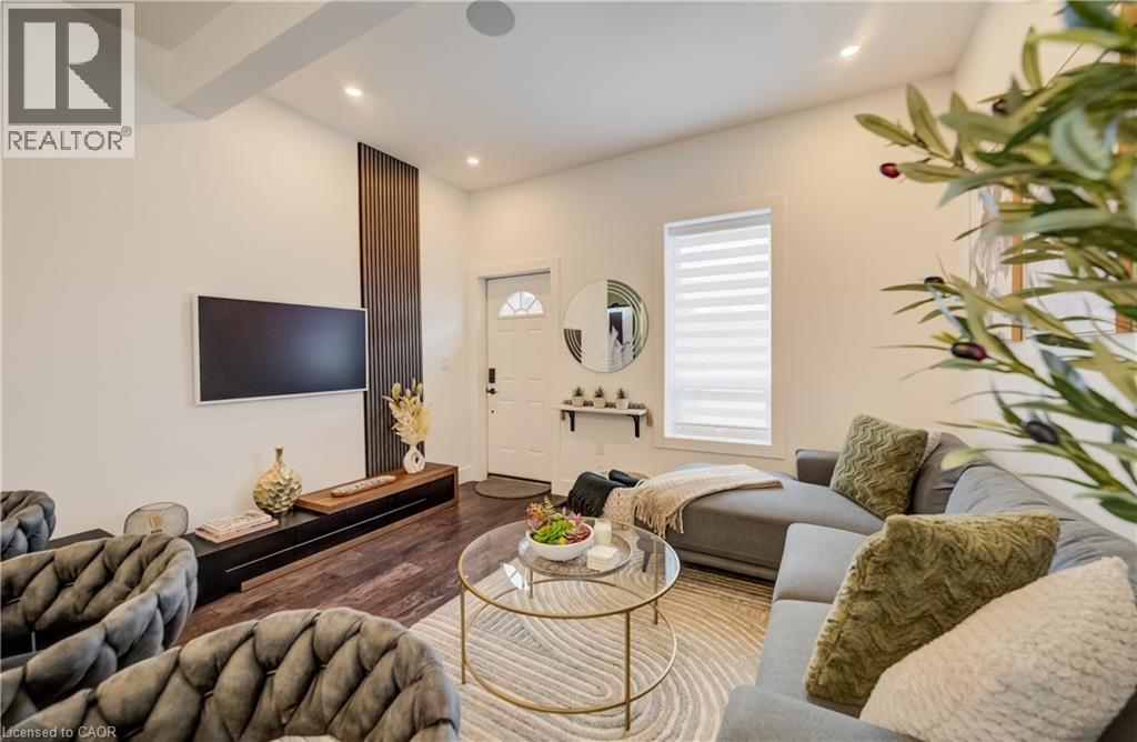 19 Cedar Street, Cambridge, Ontario  N1S 1T8 - Photo 10 - 40840691