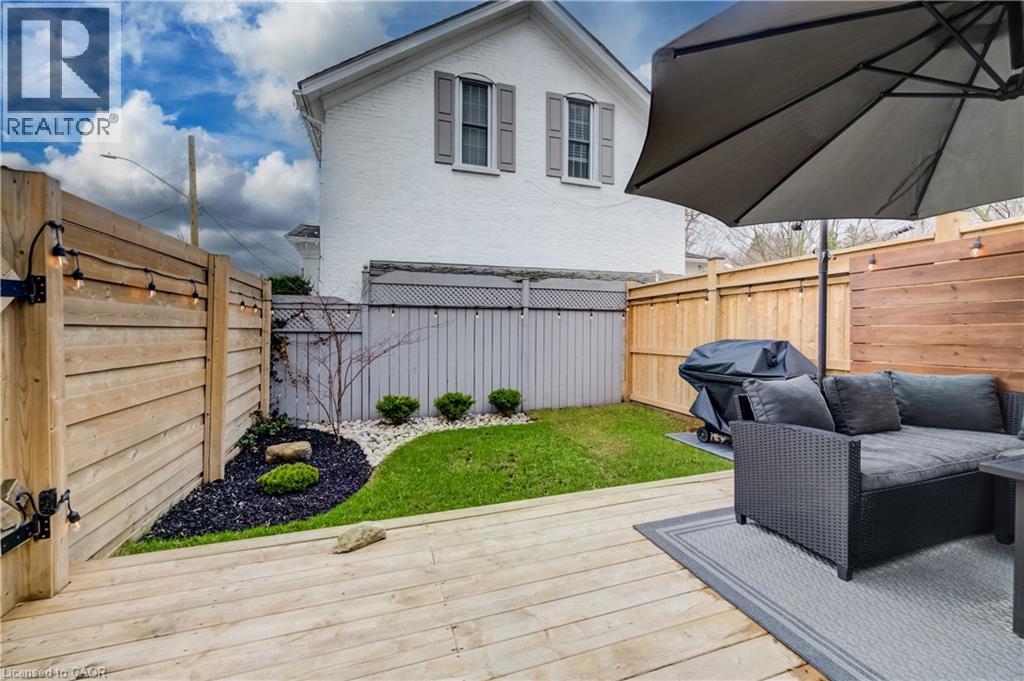 19 Cedar Street, Cambridge, Ontario  N1S 1T8 - Photo 41 - 40840691