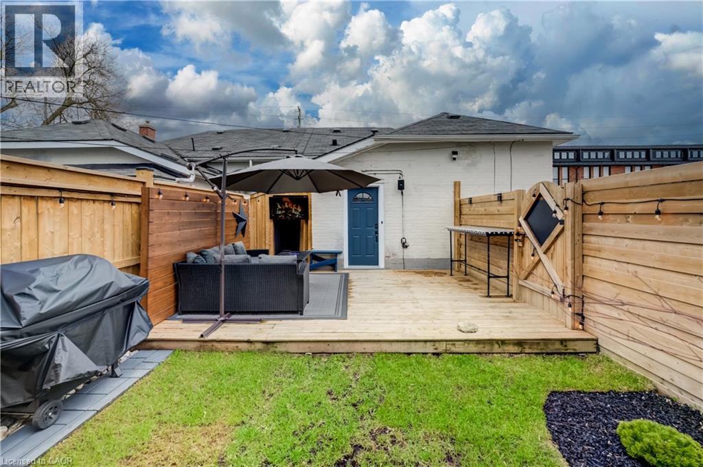 19 Cedar Street, Cambridge, Ontario  N1S 1T8 - Photo 44 - 40840691