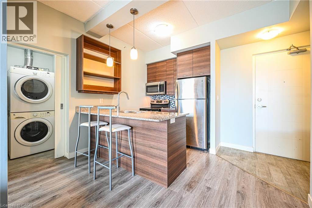 318 Spruce Street Unit# 1009, Waterloo, Ontario  N2L 3M7 - Photo 2 - 40840083