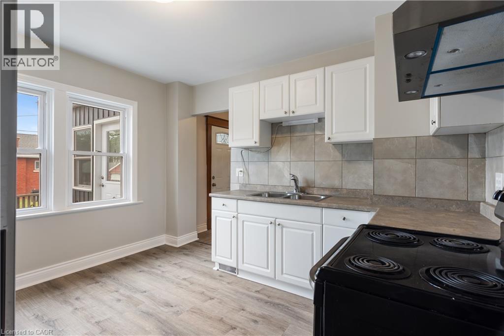 5155 Bridge Street, Niagara Falls, Ontario  L2E 2T2 - Photo 11 - 40840735
