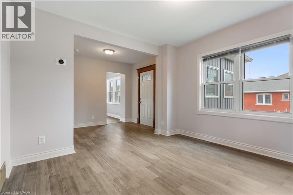 5155 Bridge Street, Niagara Falls, Ontario  L2E 2T2 - Photo 17 - 40840735