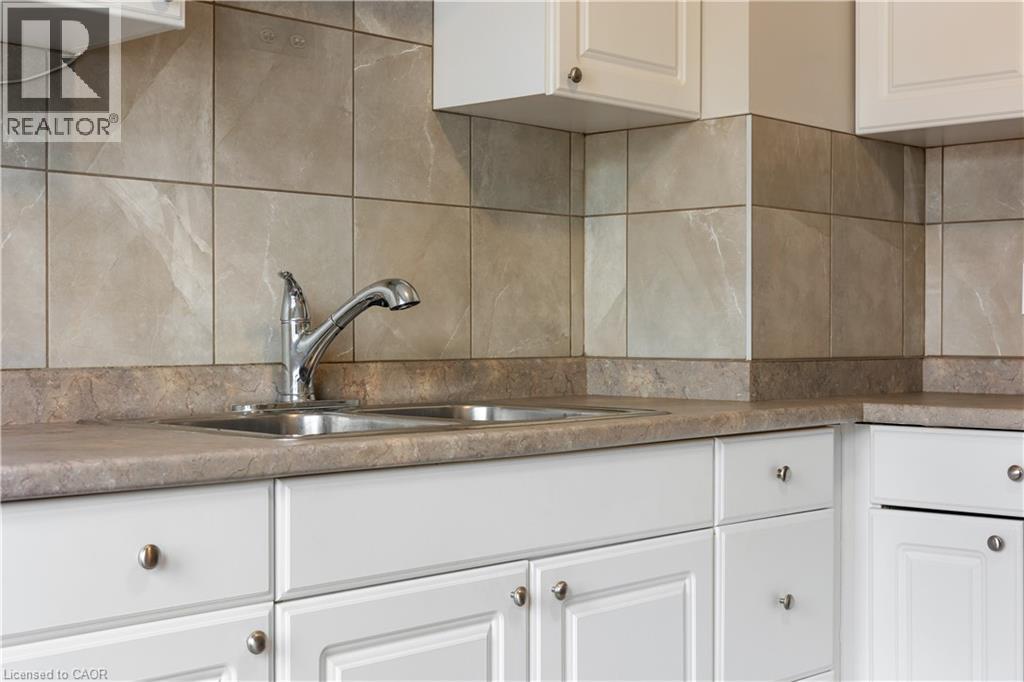 5155 Bridge Street, Niagara Falls, Ontario  L2E 2T2 - Photo 24 - 40840735