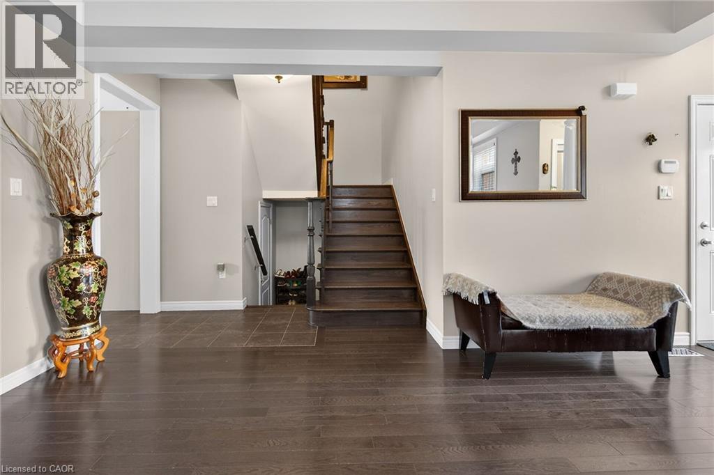 44 Matteo Trail, Hamilton, Ontario  L9B 0E6 - Photo 12 - 40840831