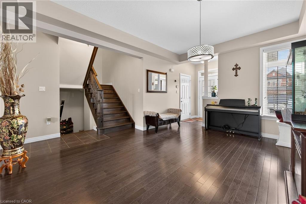 44 Matteo Trail, Hamilton, Ontario  L9B 0E6 - Photo 14 - 40840831