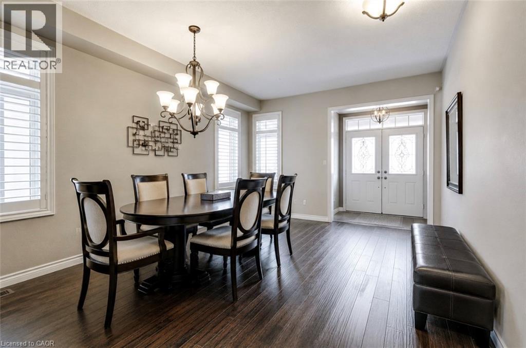 23 Mcknight Avenue, Waterdown, Ontario  L8B 0R5 - Photo 4 - 40840531