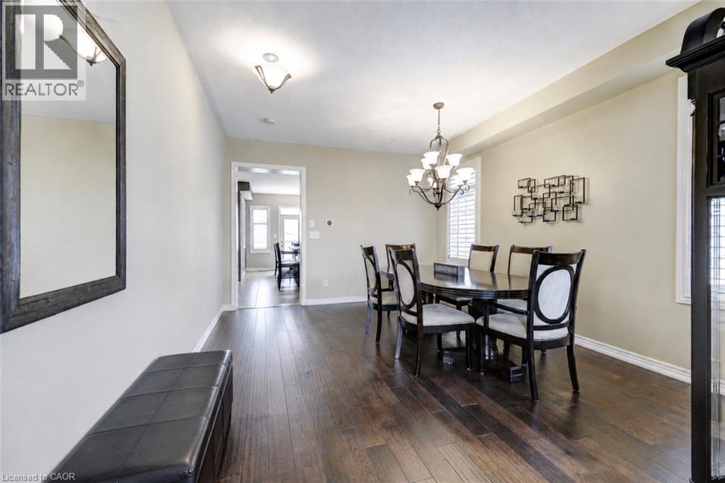23 Mcknight Avenue, Waterdown, Ontario  L8B 0R5 - Photo 5 - 40840531