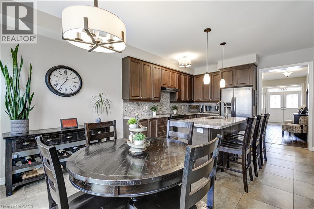 23 Mcknight Avenue, Waterdown, Ontario  L8B 0R5 - Photo 7 - 40840531