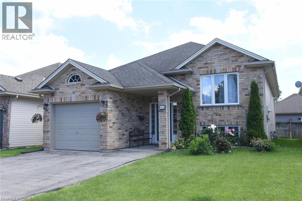 334 St. Lawrence Drive, Welland, Ontario  L3C 7H7 - Photo 2 - 40837158