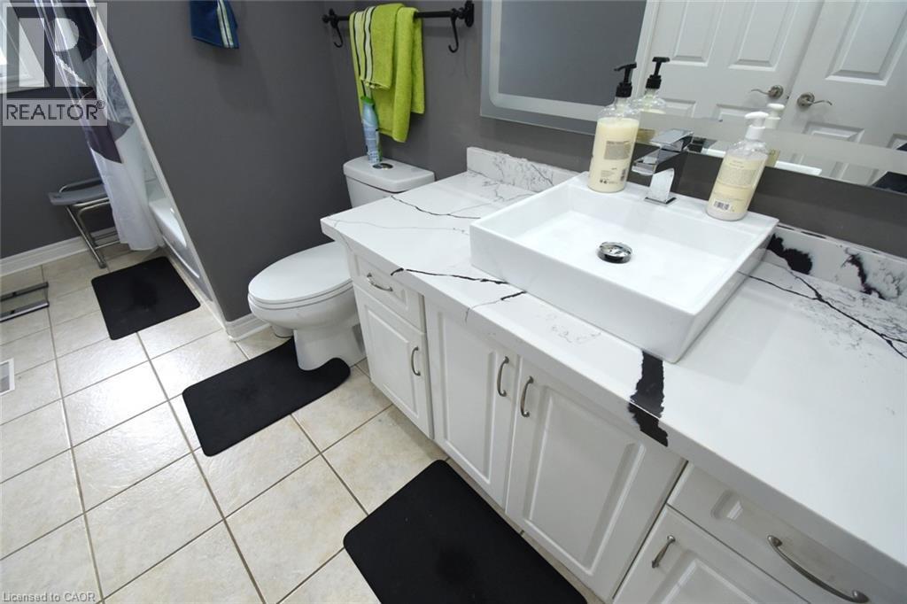 334 St. Lawrence Drive, Welland, Ontario  L3C 7H7 - Photo 24 - 40837158