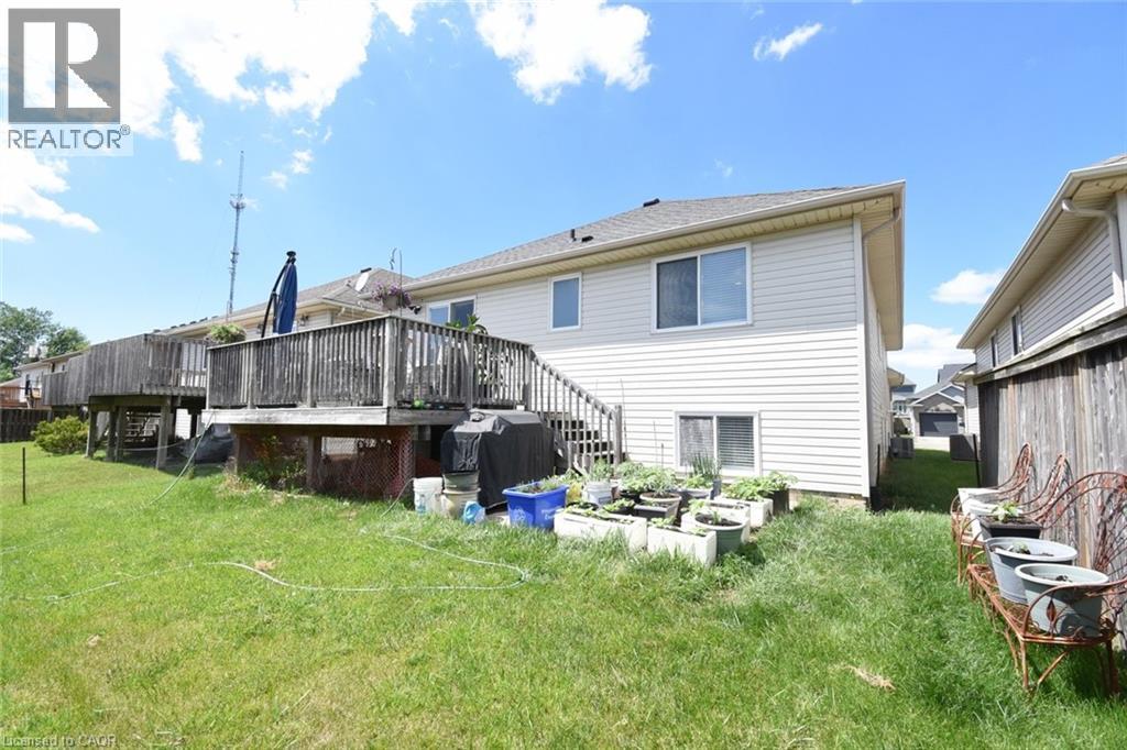334 St. Lawrence Drive, Welland, Ontario  L3C 7H7 - Photo 36 - 40837158