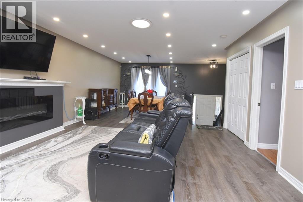 334 St. Lawrence Drive, Welland, Ontario  L3C 7H7 - Photo 6 - 40837158